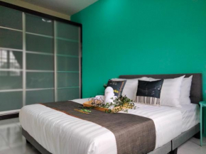 Double Storey 4 Bedroom 9 Pax Landed House, CHERAS JAYA